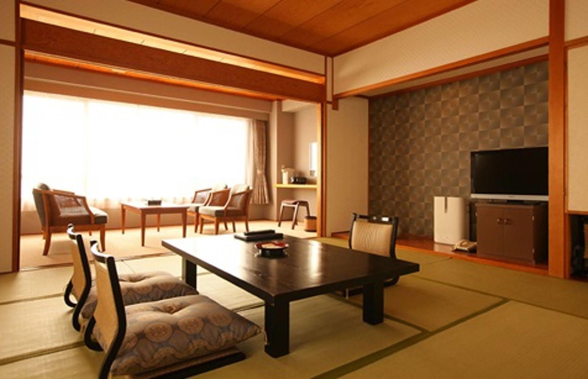 Kaiyoukaku Gamagōri Esterno foto